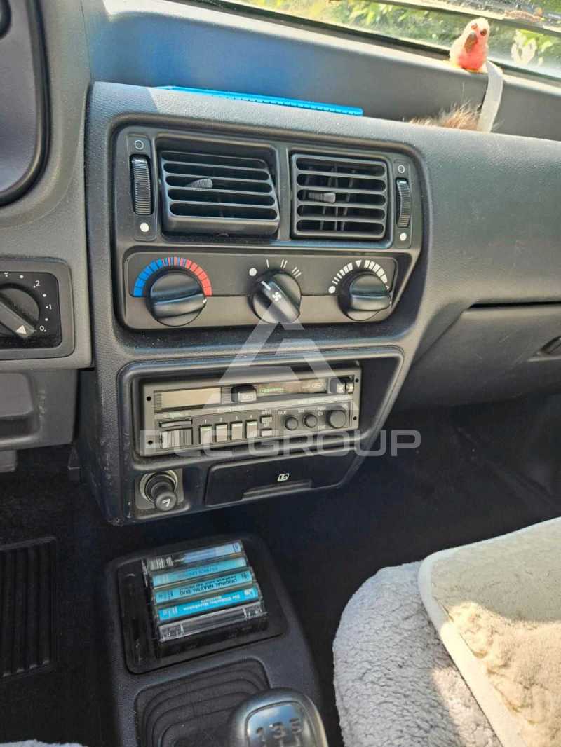 1990 Ford ESCORT