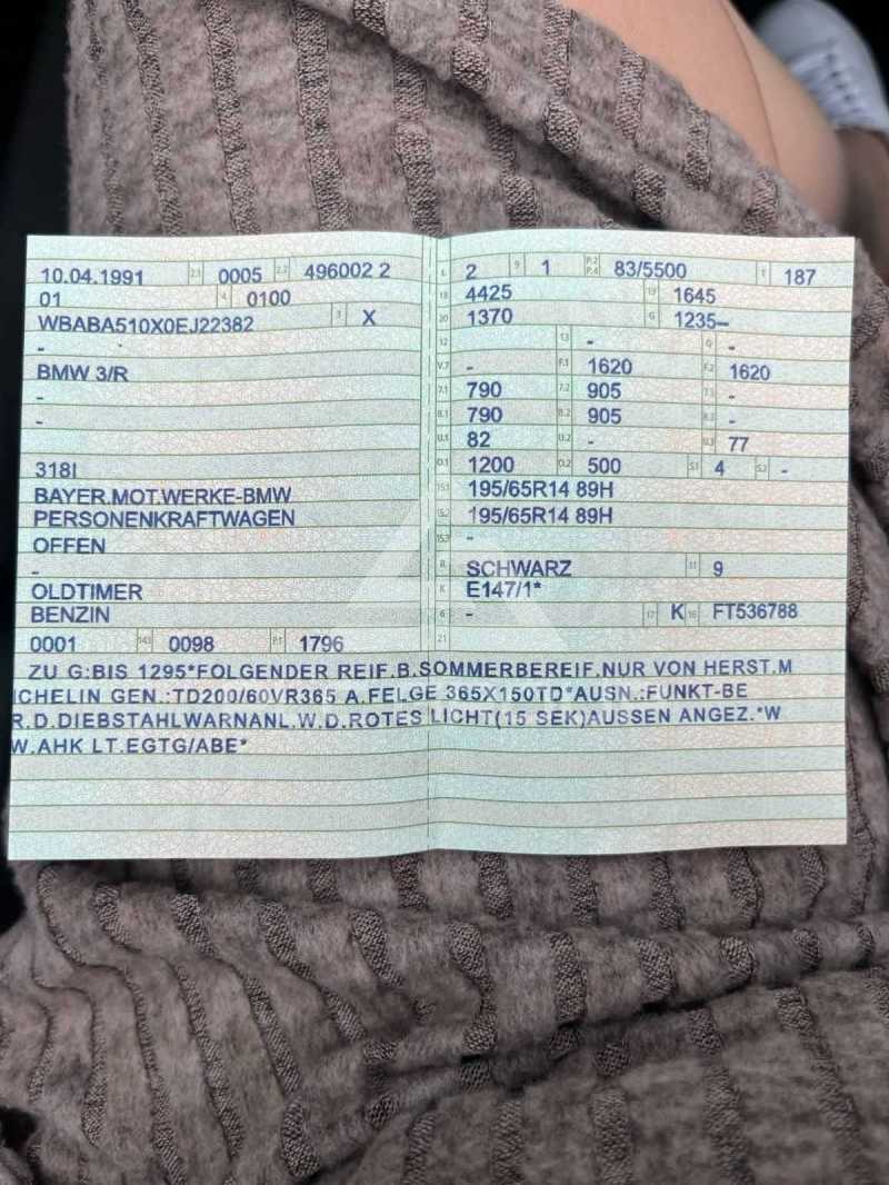 1991 BMW 330