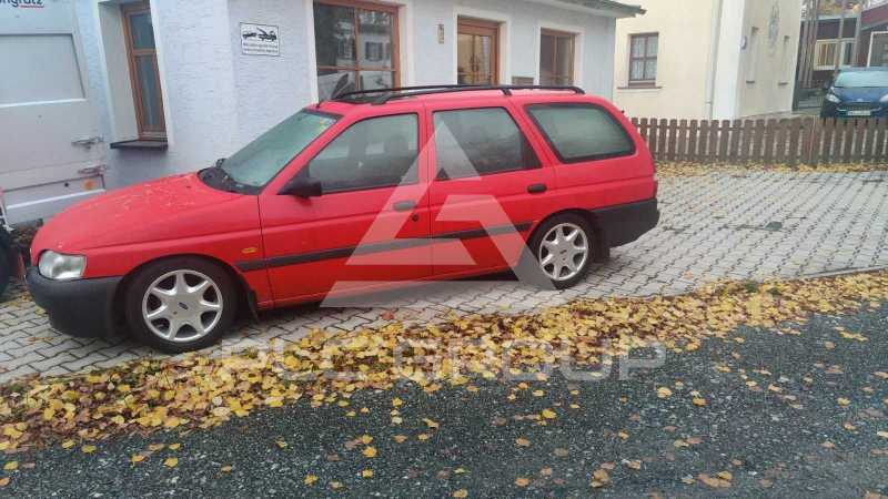 1995 Ford ESCORT