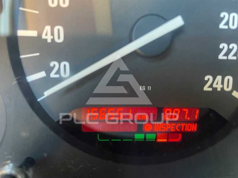 1996 BMW 523