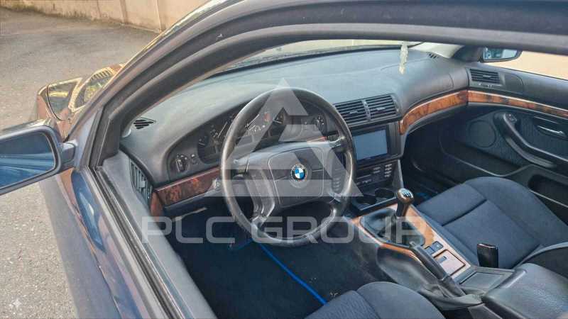 1998 BMW 523