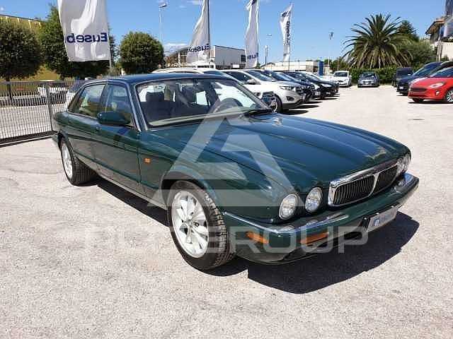 1999 Jaguar XJ