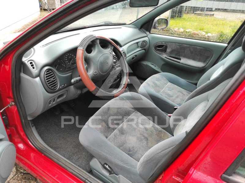 1999 Renault Megane