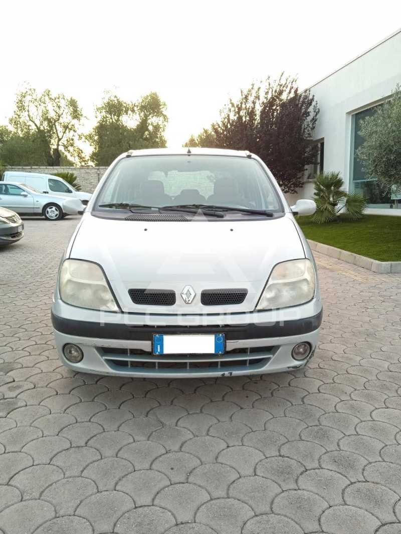 1999 Renault Megane