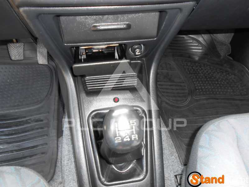 2000 Mitsubishi PAJARO