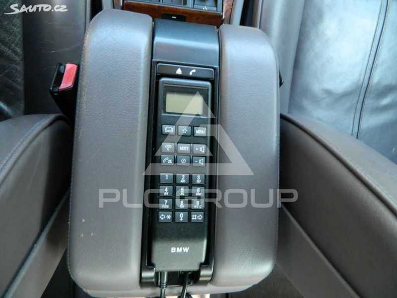 2000 BMW 7 Series