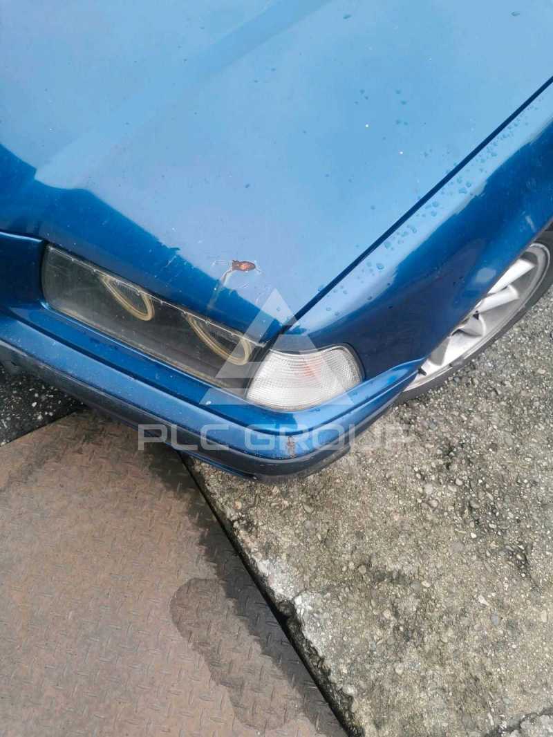 2000 BMW 330