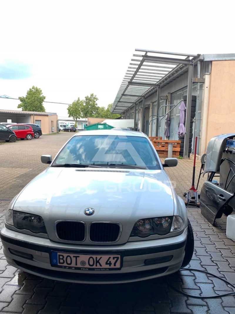 2000 BMW 330