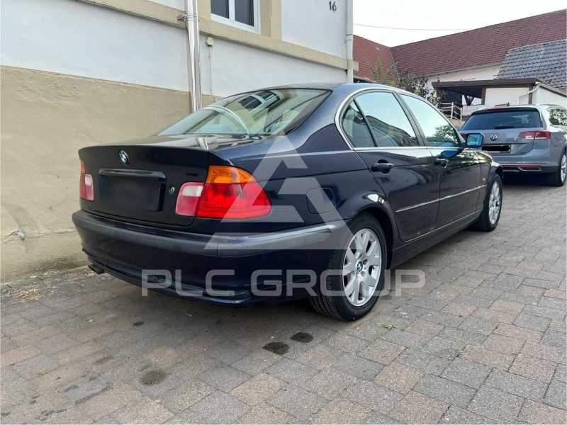 2000 BMW 330