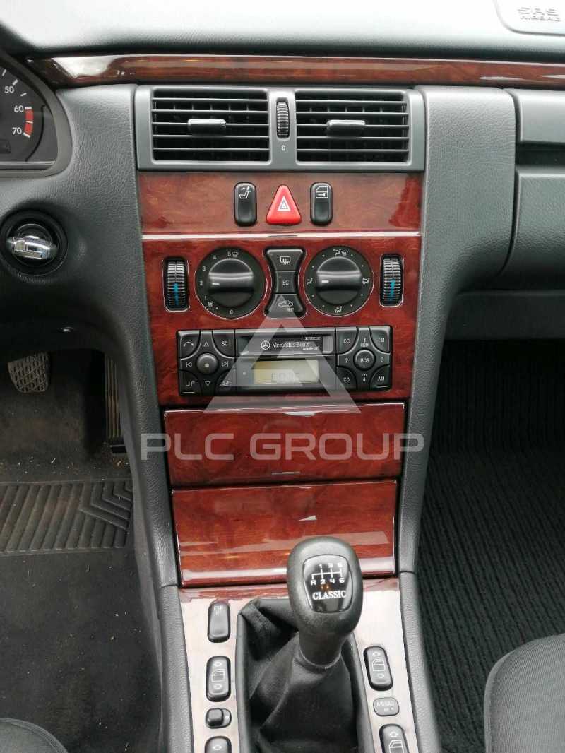 2000 Mercedes Benz E-Class