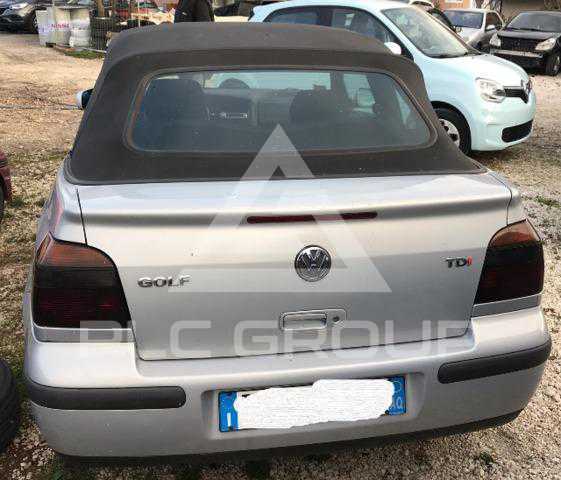 2000 Volkswagen GOLF