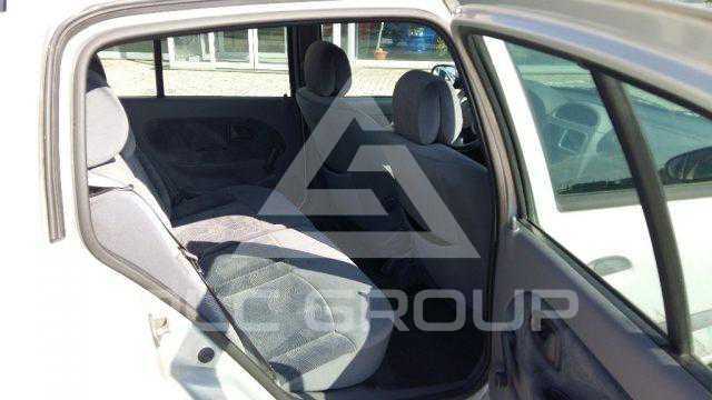 2000 Renault Clio
