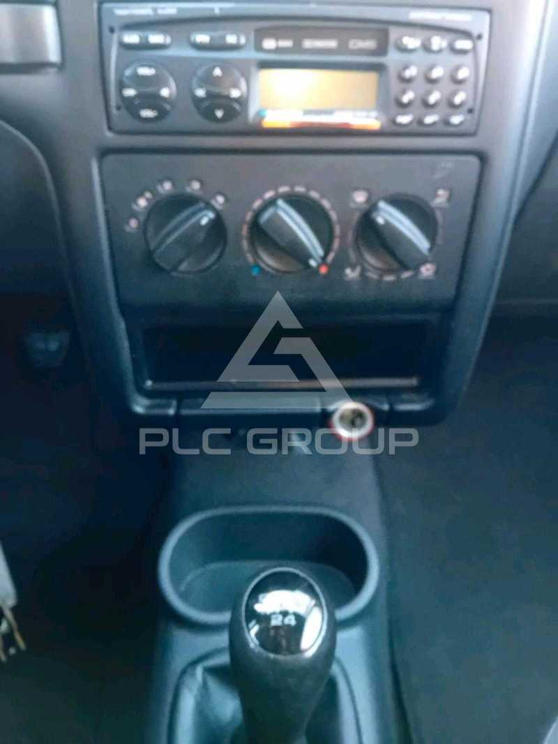 2000 Seat Arona