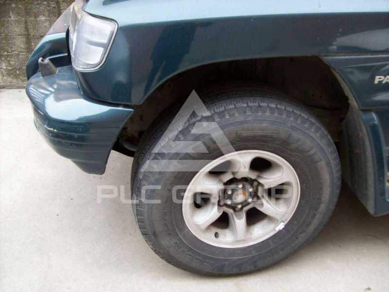 2001 Mitsubishi PAJARO