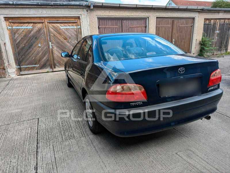 2001 Toyota Avensis