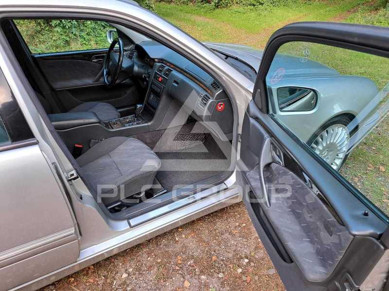 2001 Mercedes Benz E-Class
