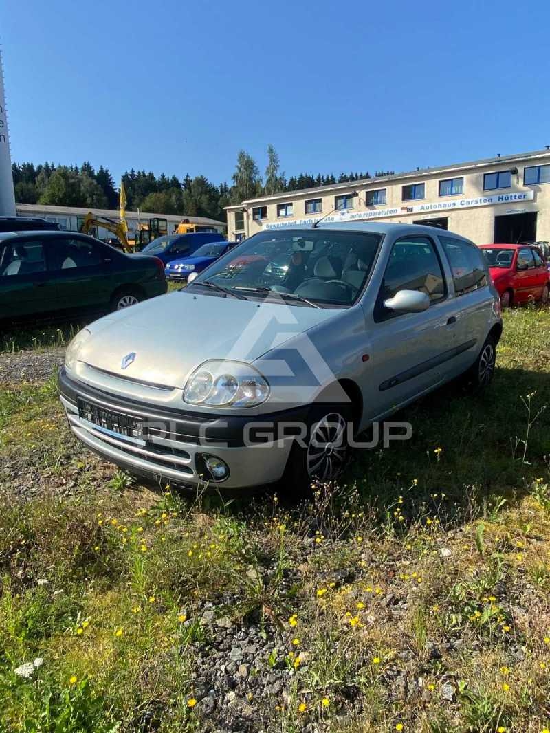 2001 Renault Clio