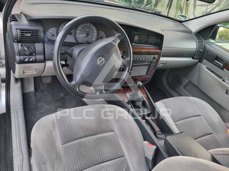 2001 Opel Omega