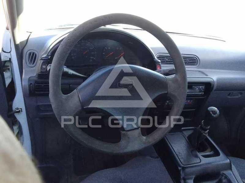 2002 Nissan Serena