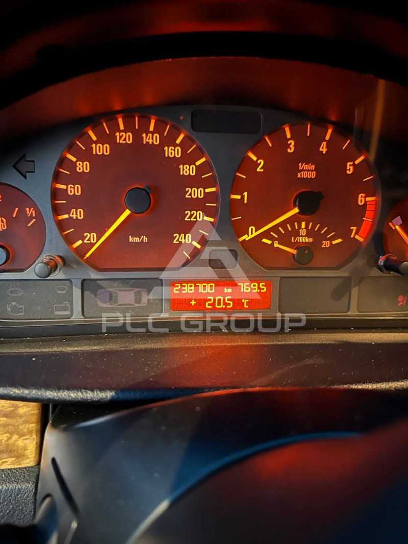 2002 BMW 330