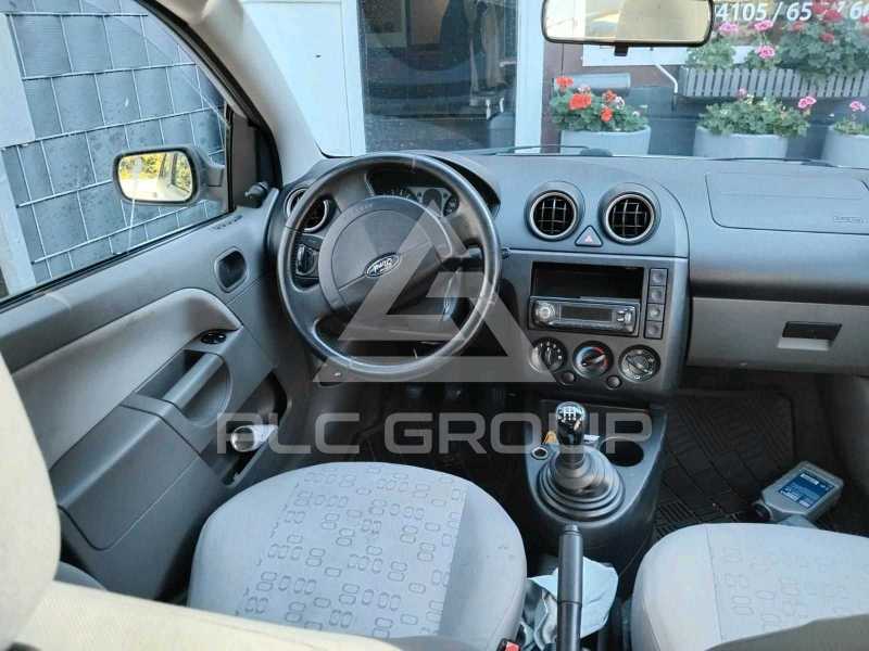 2002 Ford FIESTA
