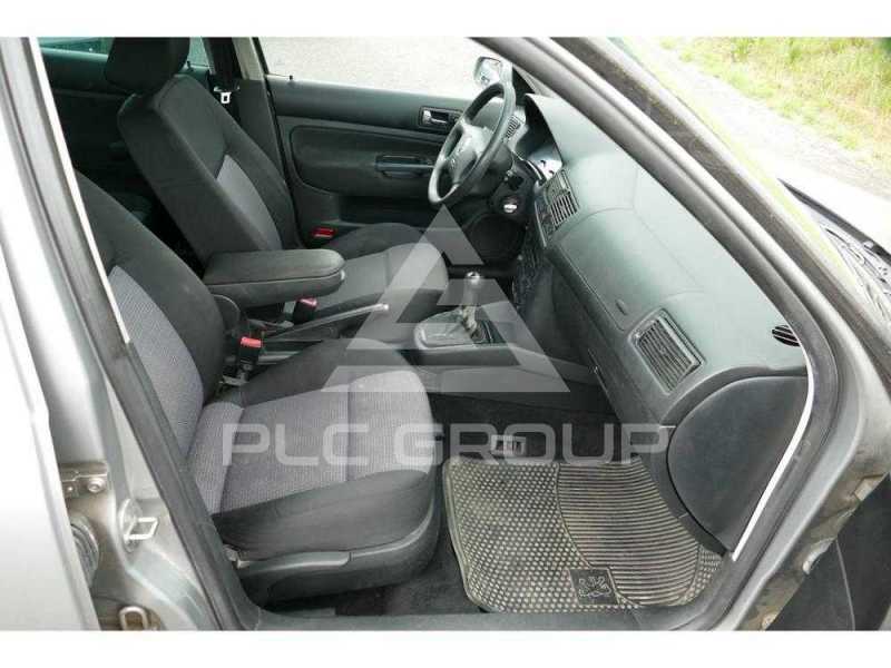 2002 Volkswagen GOLF