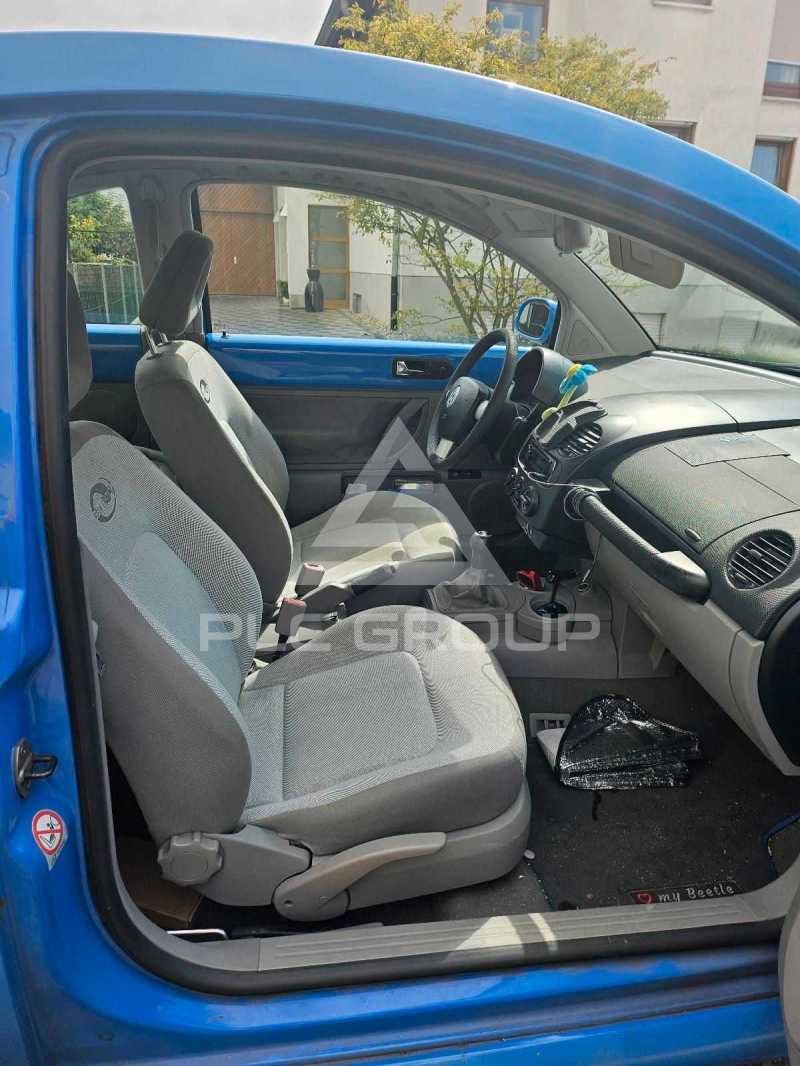 2002 Volkswagen BEETLE