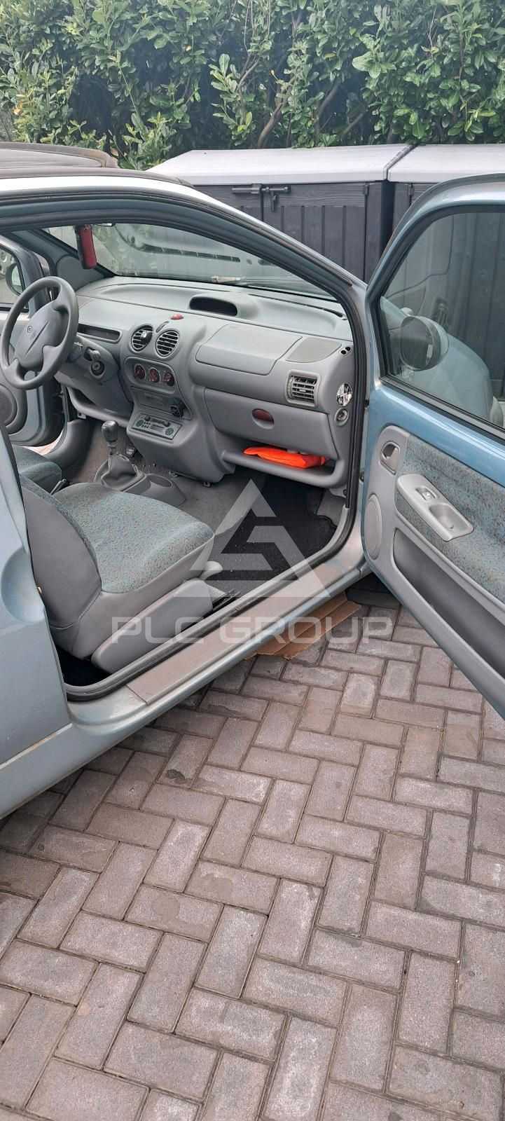 2002 Renault Twingo