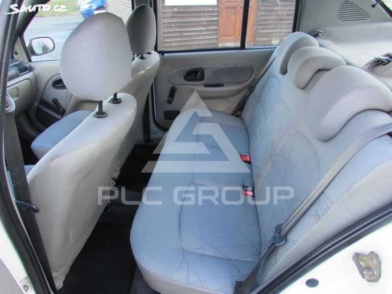 2002 Renault 