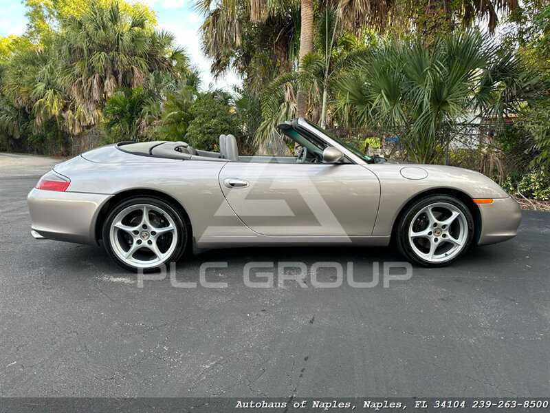 2003 Porsche 911 photo