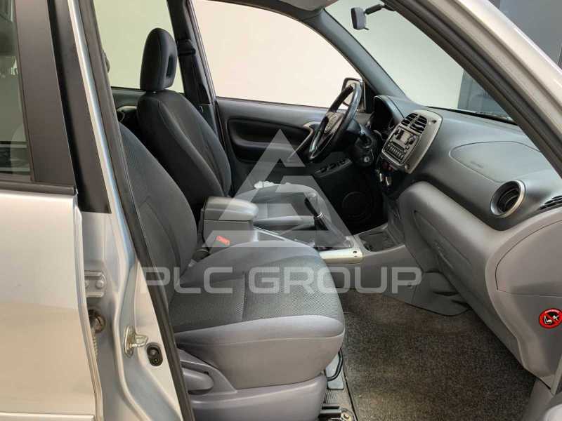 2003 Toyota RAV4