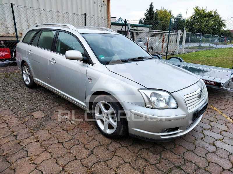 2003 Toyota Avensis