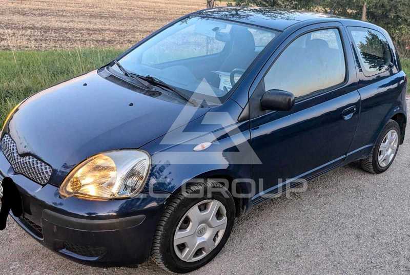 2003 Toyota YARIS