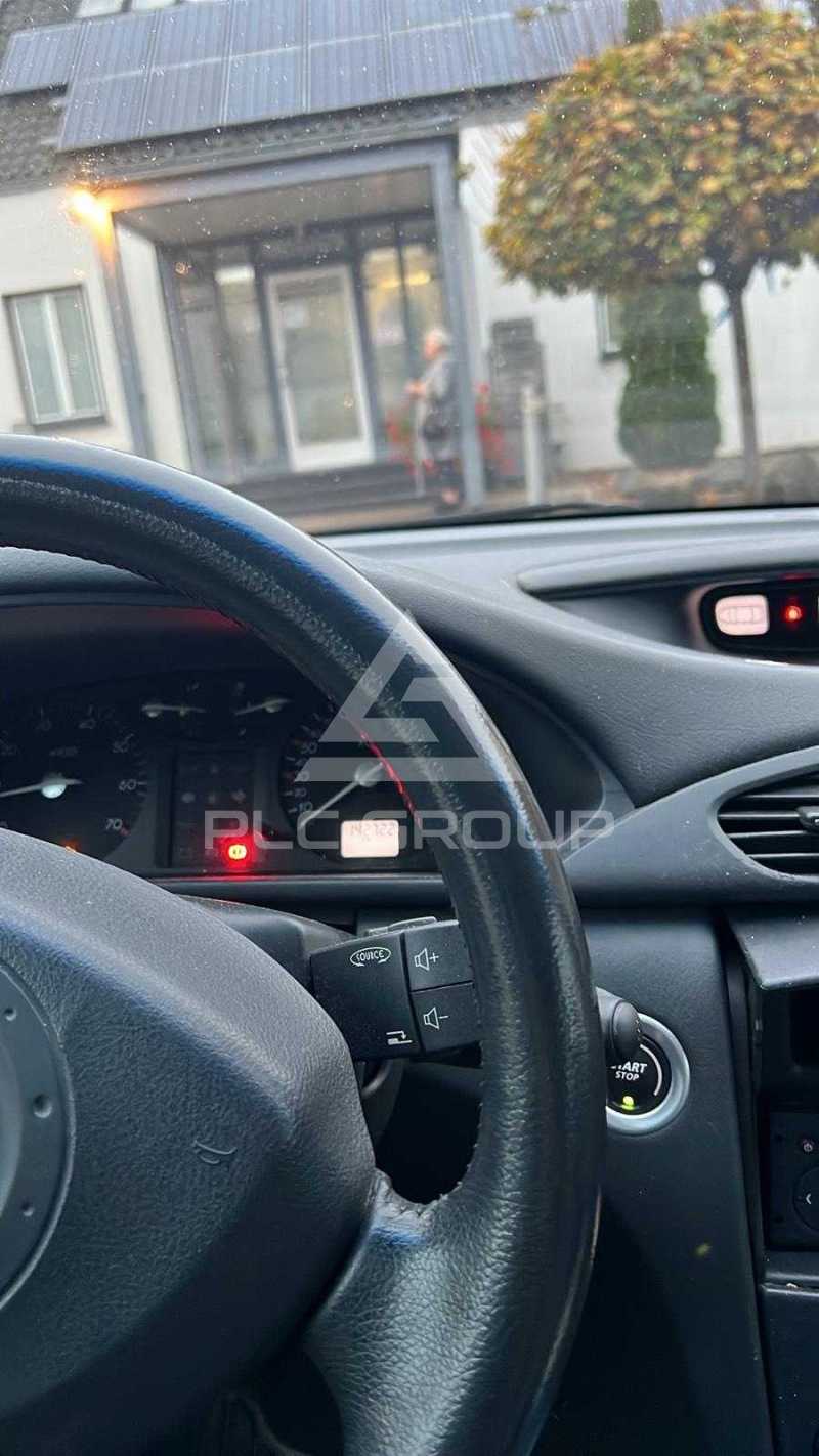 2003 Renault Laguna