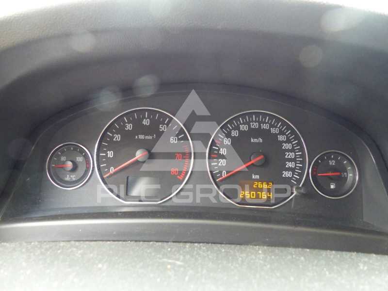 2003 Opel Signum