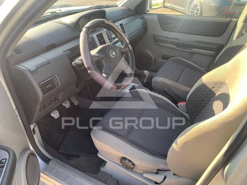 2004 Nissan X-TRAIL
