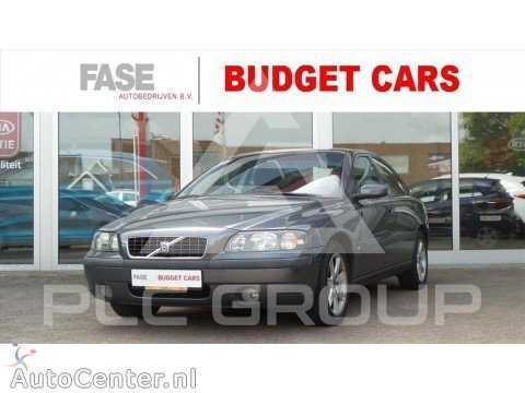 2004 Volvo S60