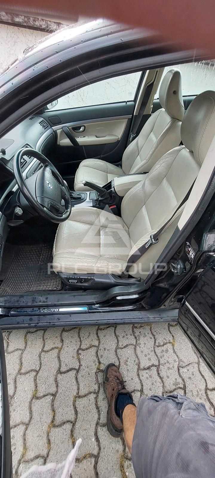 2004 Volvo S80