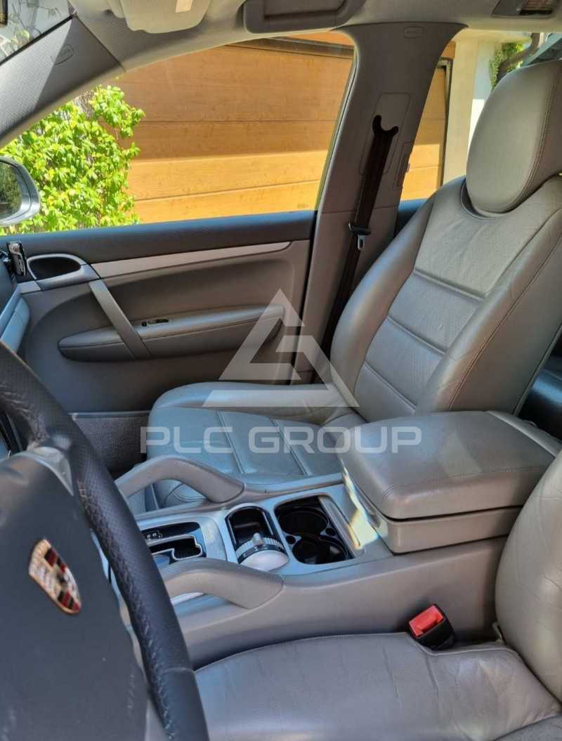 2004 Porsche Cayenne