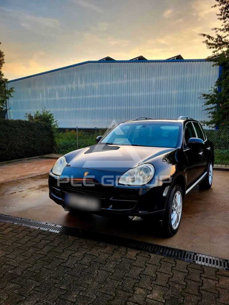 2004 Porsche Cayenne