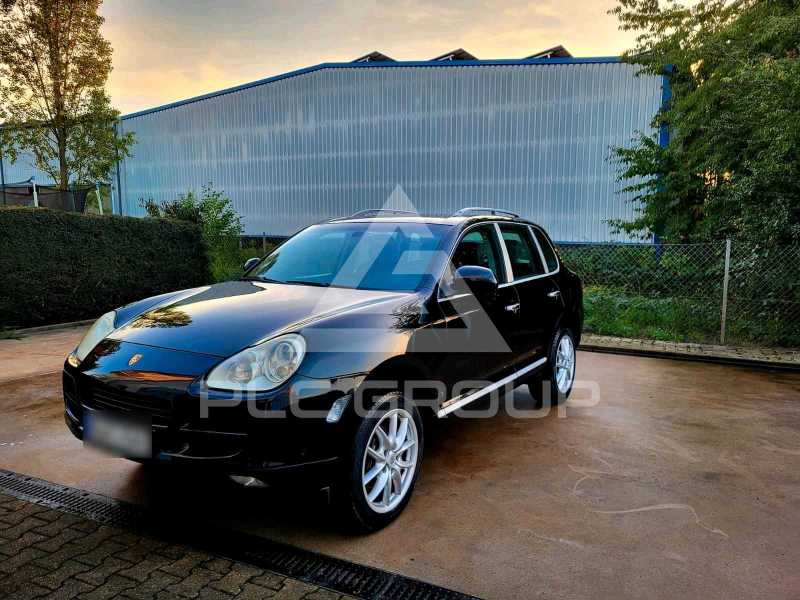 2004 Porsche Cayenne