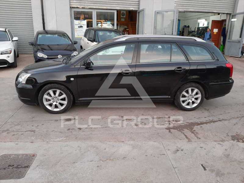 2004 Toyota Avensis