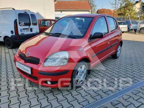 2004 Toyota YARIS