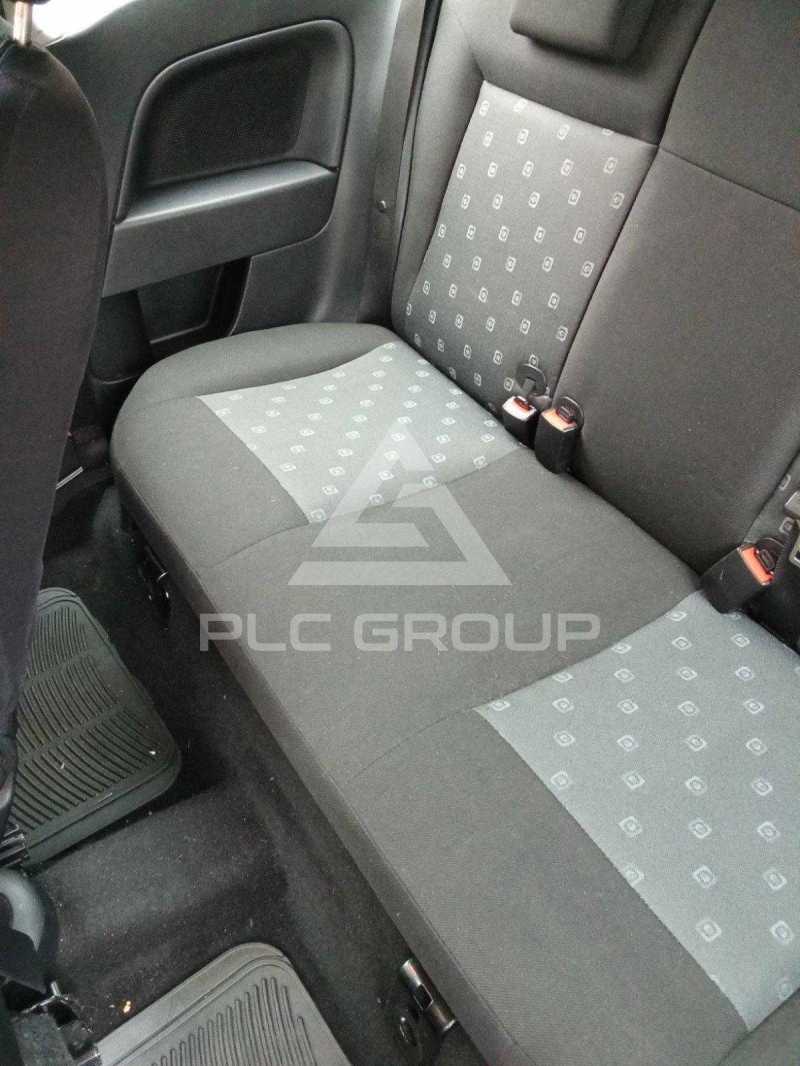 2004 Ford FIESTA