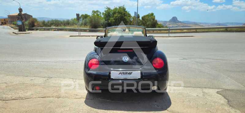 2004 Volkswagen BEETLE