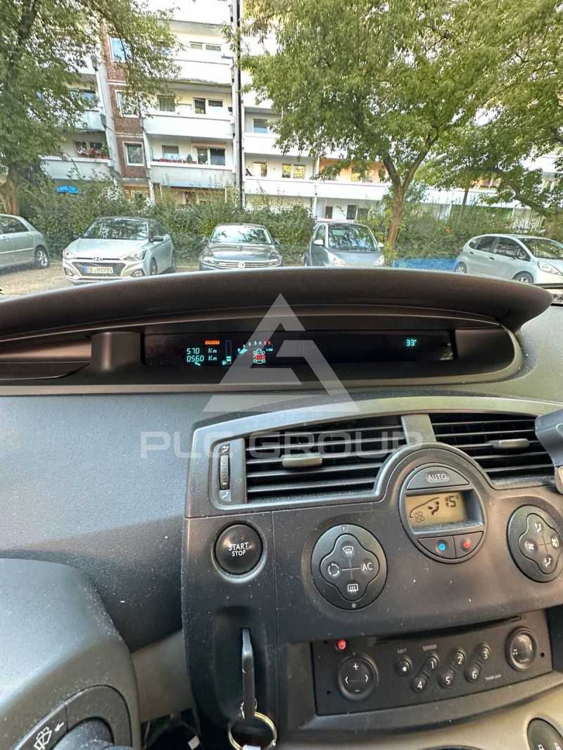2004 Renault Grand Scenic