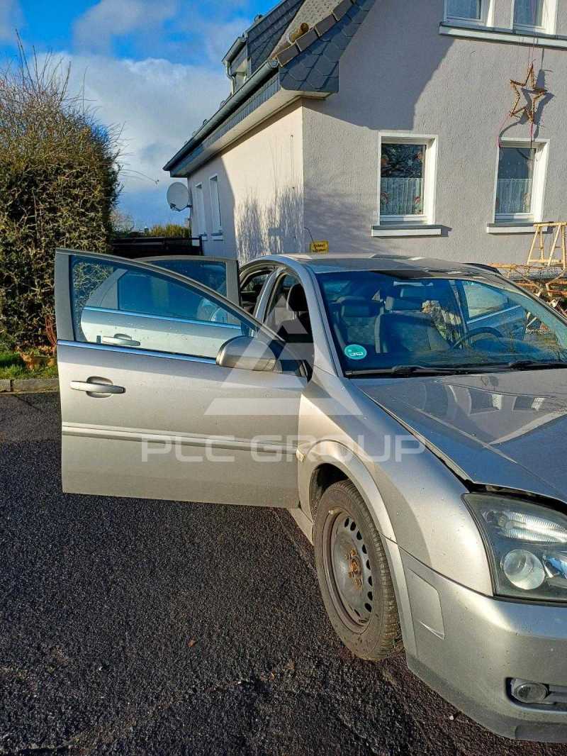 2004 Opel Vectra