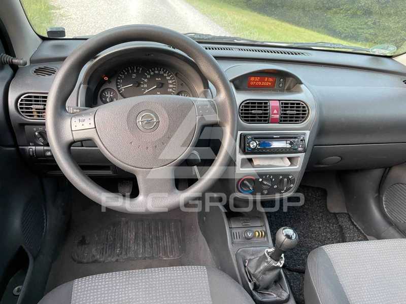 2004 Opel Corsa