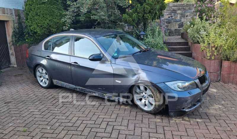2005 BMW 330