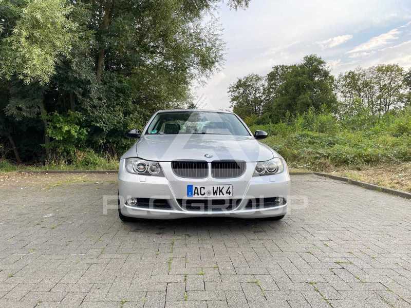2005 BMW 330
